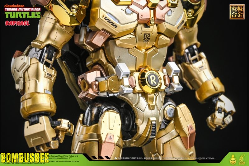 Exclusive Raphael Golden Ver. Action Figure | Bombusbee