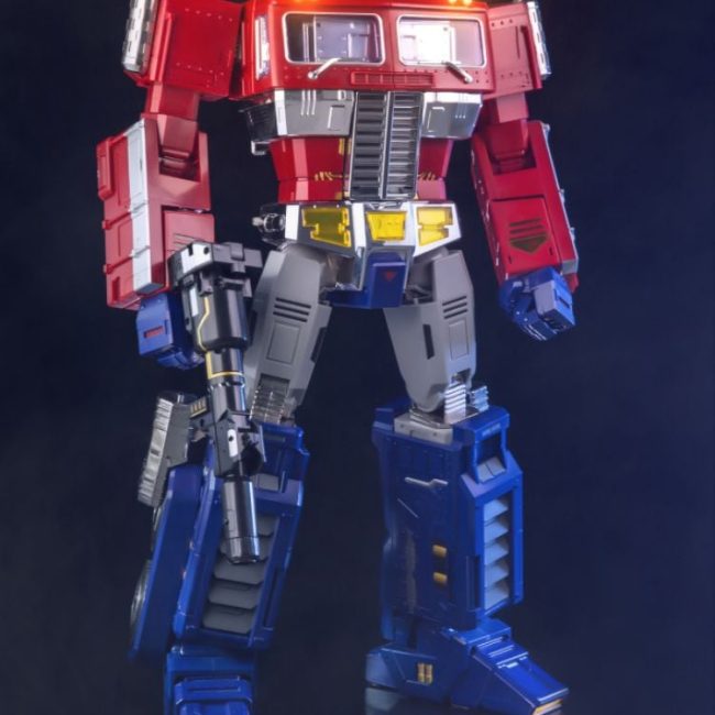 Premium Optimus Prime Action Figure Bombusbee