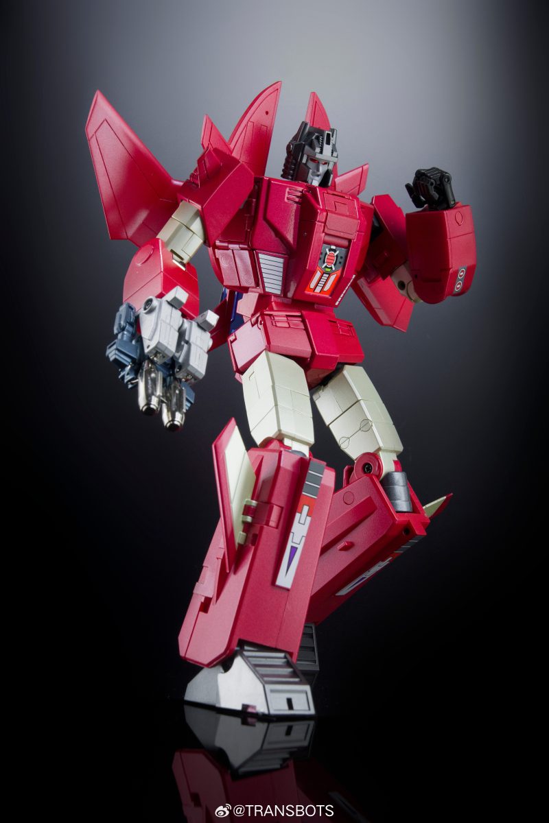 X-Transbots MX-61T Ballistic Misfire Youth Ver. - Bombusbee