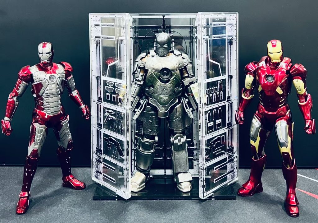 Yuyilong 1/12 Action Figure Modular Display Platform & Base for HOTTOYS & INART Batman