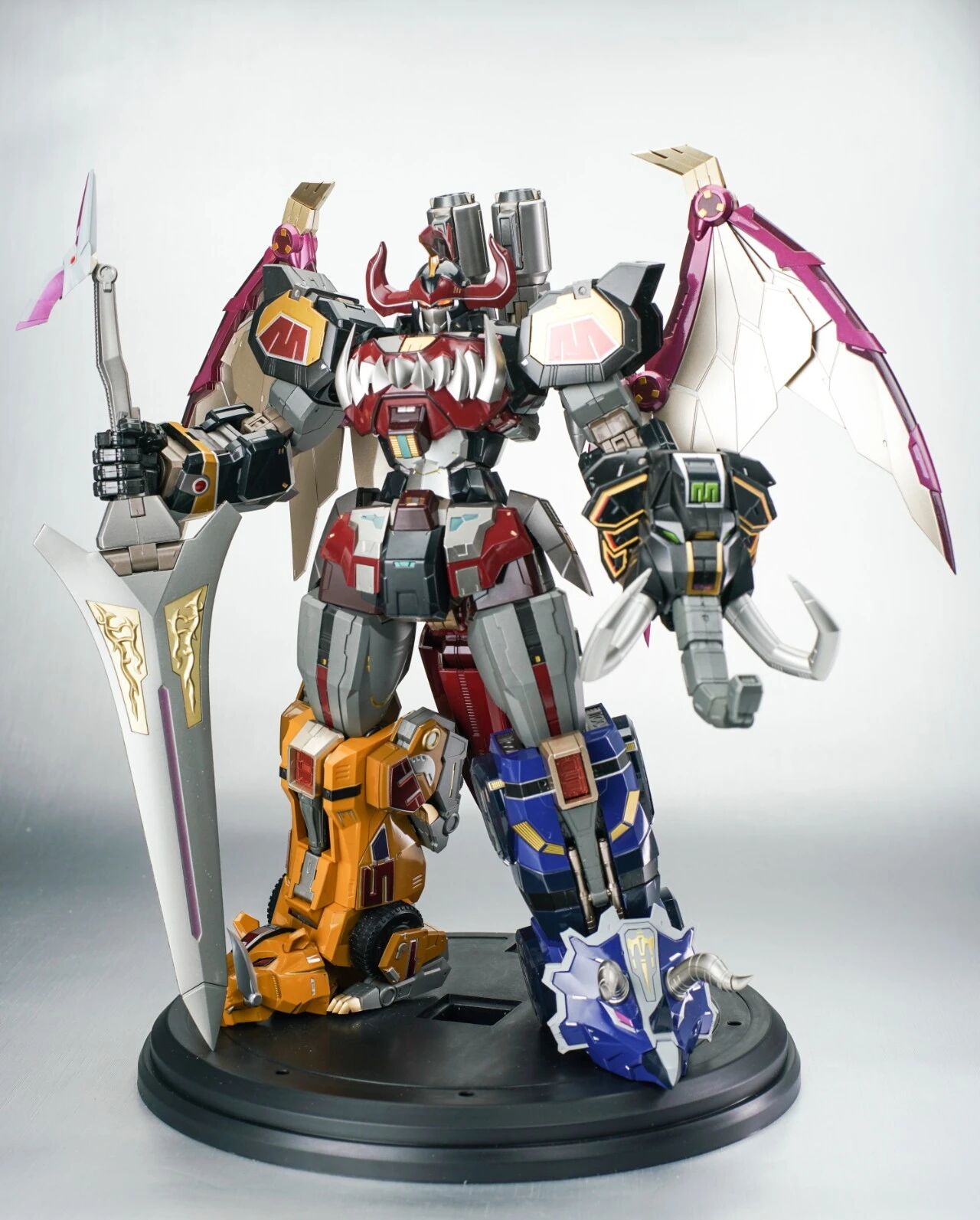 Beasts King Model G-01 Great Beast God- Bombusbee