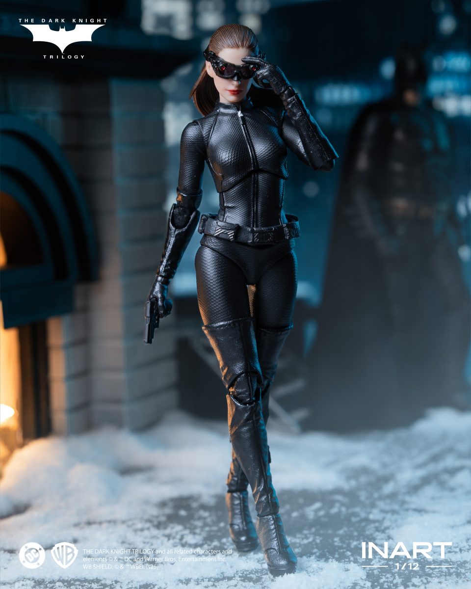 INART 1/12 Batman: The Dark Knight Rises Catwoman- Bombusbee