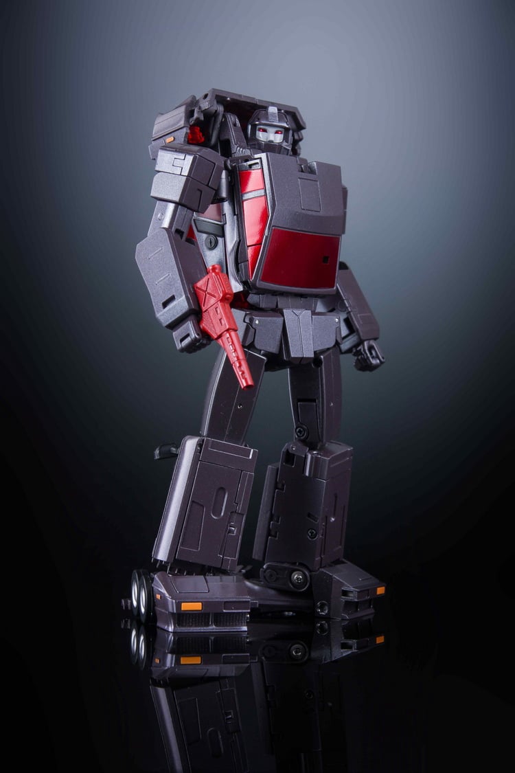 X-Transbots MX-29 Fury Runabout | Bombusbee X-Transbots MX-29 Fury Runabout | Bombusbee