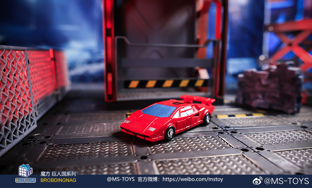 Magic Square MSB07a Red Cannon Metallic (Sideswipe 2022