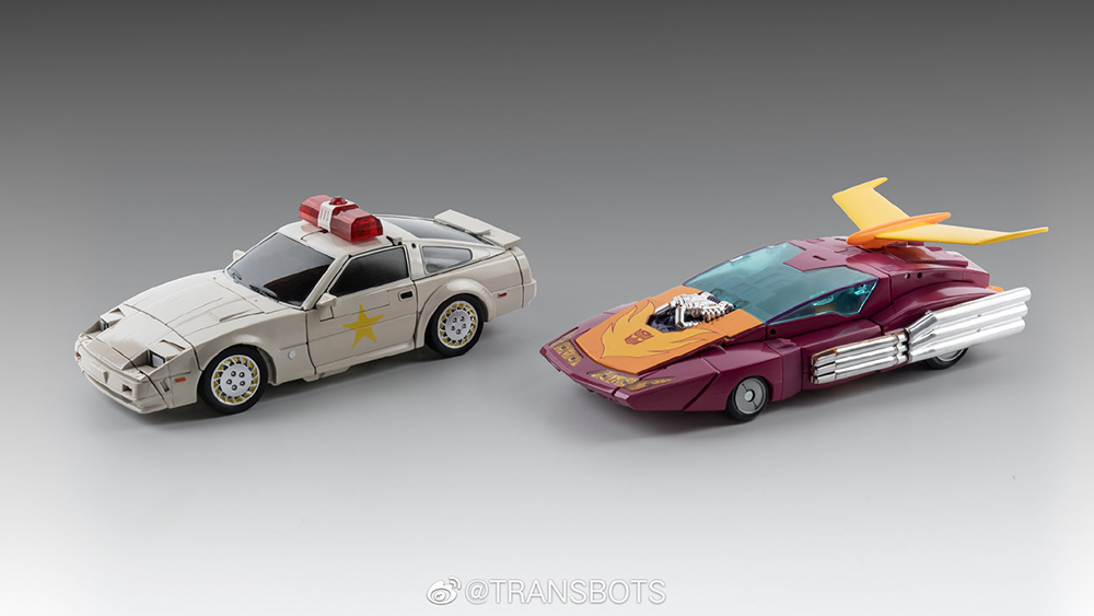 X-Transbots MX-30 Fuzz | Transforming Collectible | Bombusbee