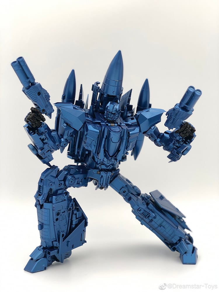 Dream Star Toys Air Raid | Unique Transformer Figure | Bombusbee
